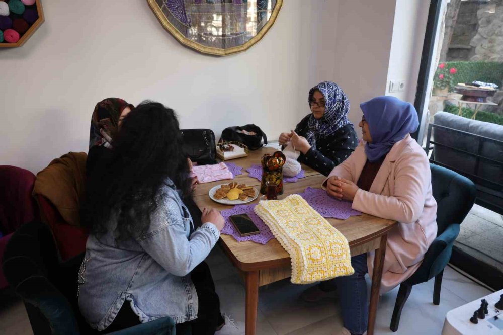 Erkeklerin giremediği kafe!