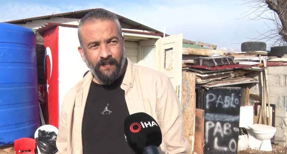 Göç Yolu Şaştı, Kuğu Bahçeye İndi