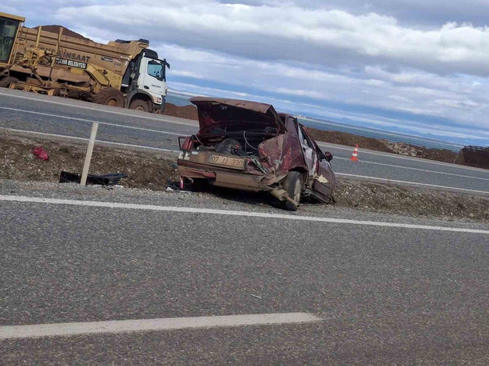 Bu araçtan sağ çıktılar! İzcilik tesisleri önünde yaşandı