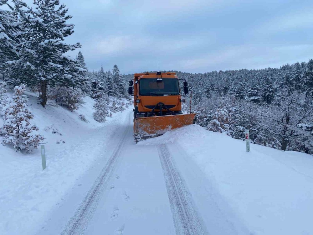 Kar Yağışı Sonrası Konya’da Ana Arterler ve Hastaneler Açık Tutuluyor
