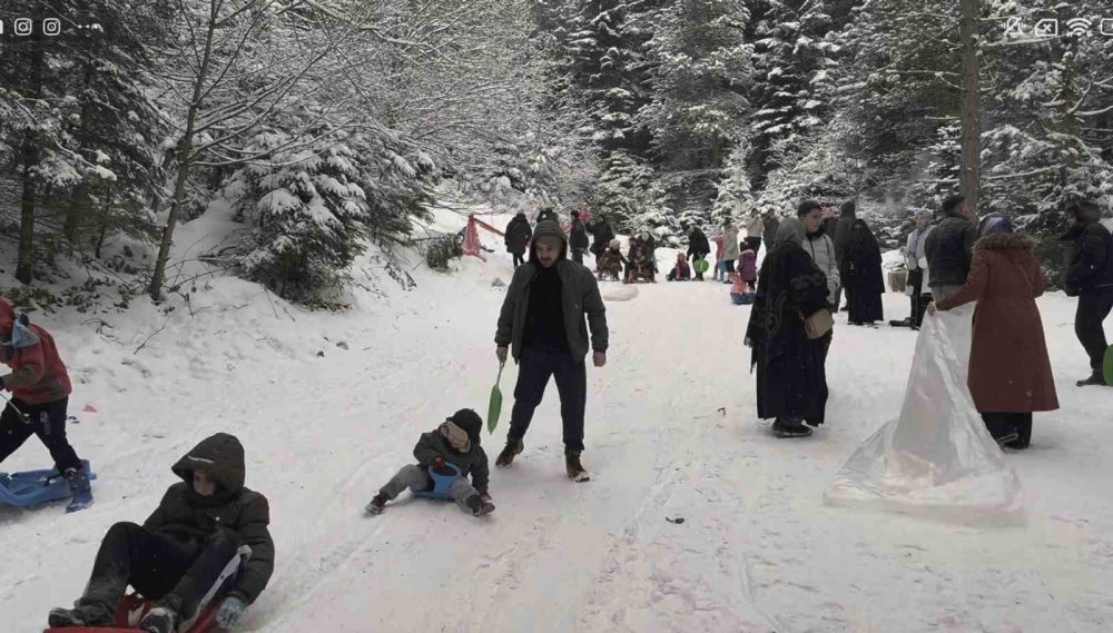 Kış Festivali’ne yoğun katılım trafiği felç etti