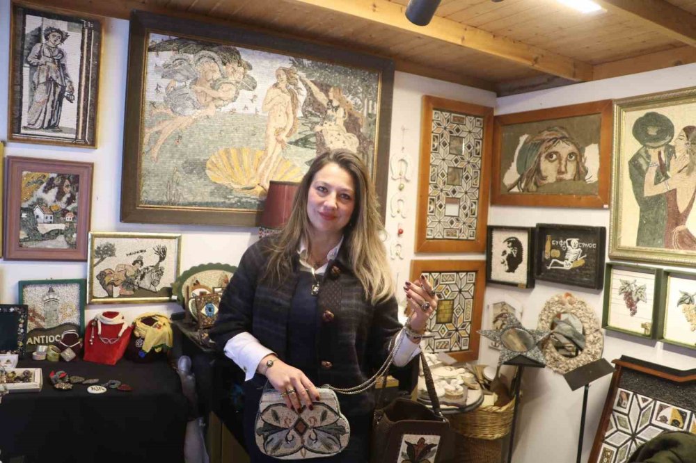 Deprem Sonrası Mozaikle Hayata Tutundu