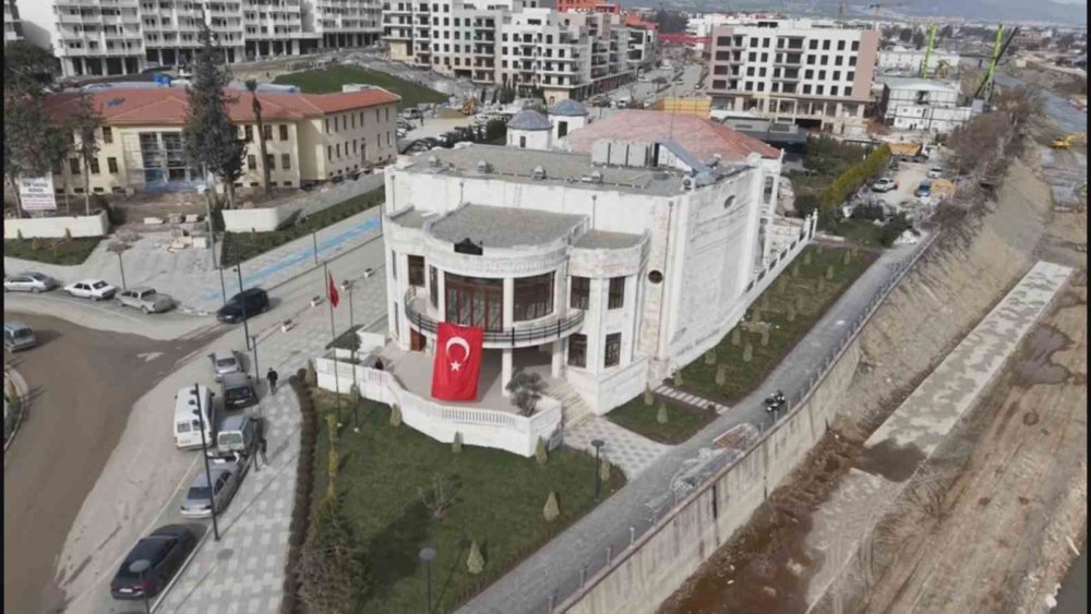 Depremin Yıktığı Hatay Meclis Binası 200 Fore Kazıkla Ayağa Kalktı