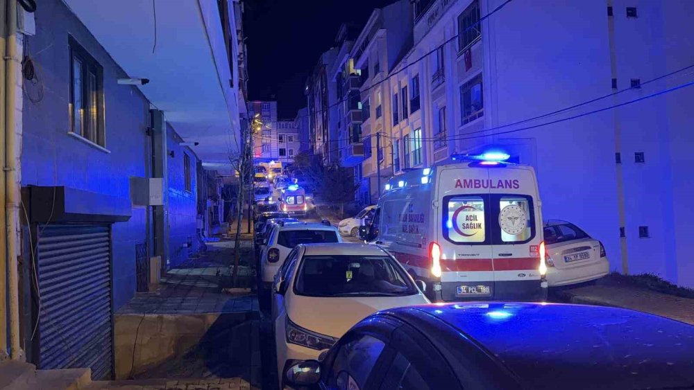 Mevlitte ikram edilen tavuklu pilav, 17 kişiyi zehirledi