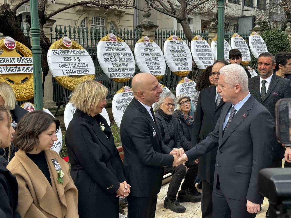 Usta oyuncu Haldun Dormen son yolculuğuna uğurlandı