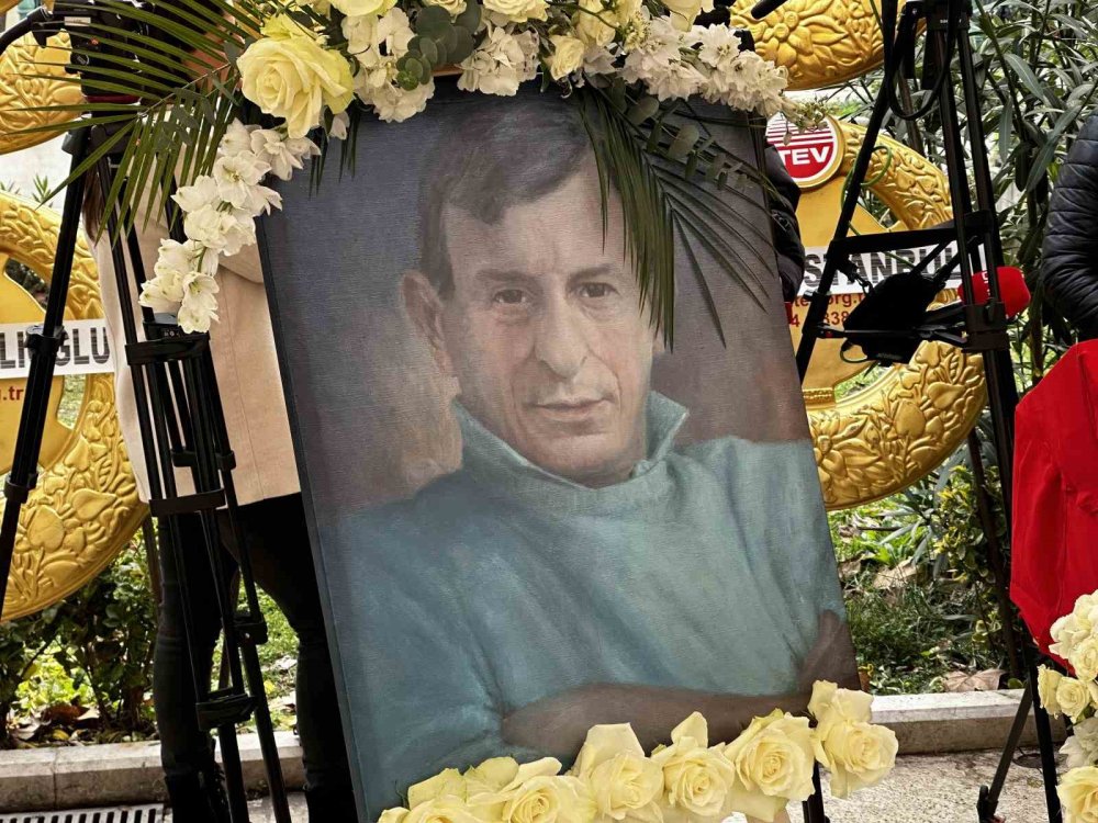 Usta oyuncu Haldun Dormen son yolculuğuna uğurlandı