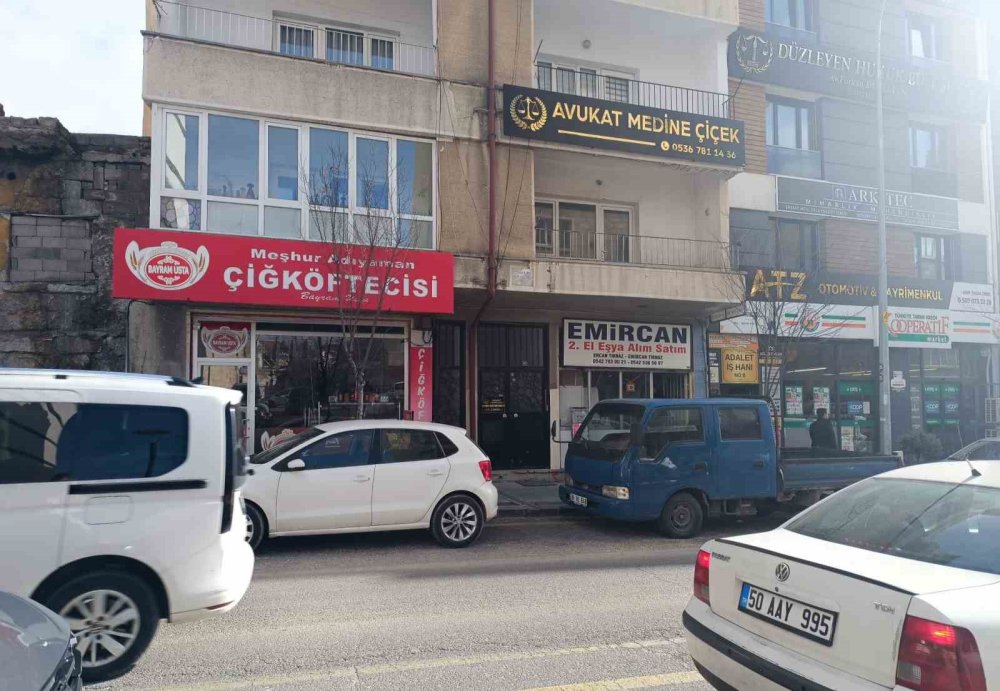 Kusmuğu boğazına kaçan 8 aylık bebek hayatını kaybetti