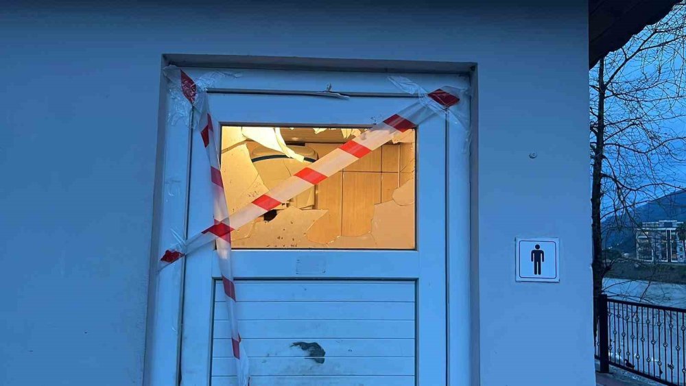 Bisikletli magandalar Alanya'yı karıştırdı