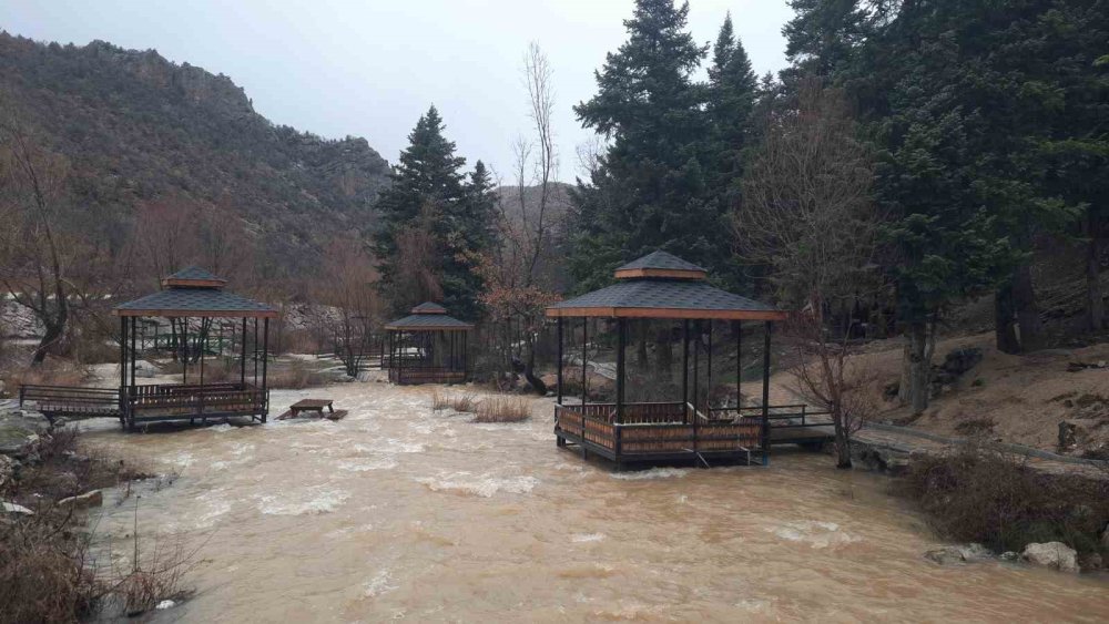 Konya'nın doğal hazinesi Aygırdibi yeniden akıyor