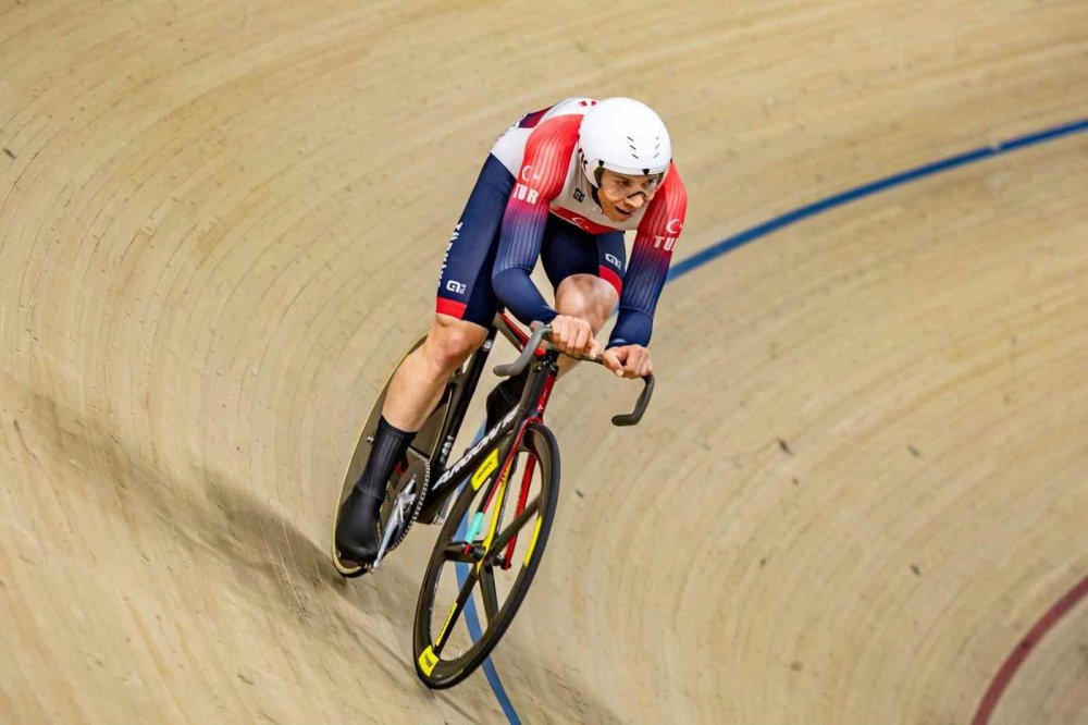 Konya Velodromu’nda Avrupa Pist Bisikleti’nde Rekor Gecesi