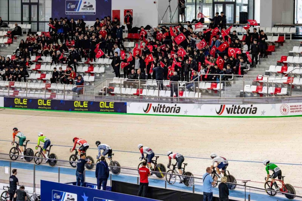 Konya’da Avrupa Pist Bisikleti’nde Rekor ve Nefes Kesen Rekabet