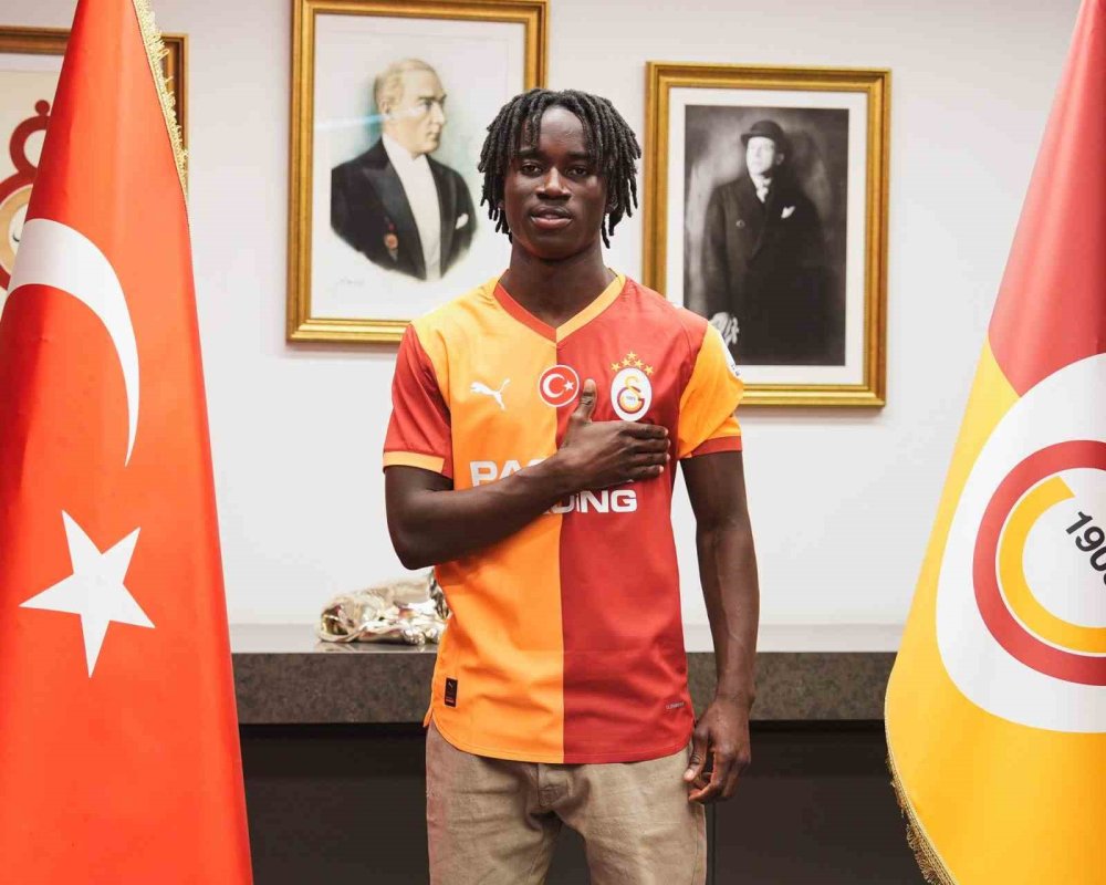 Galatasaray dünyaları transfer etti