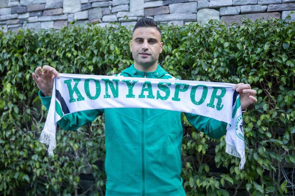 Konyaspor 8 transferle takımı yeniledi
