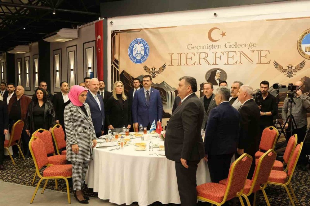 Konyalılar Erzurum'a sahip çıktı