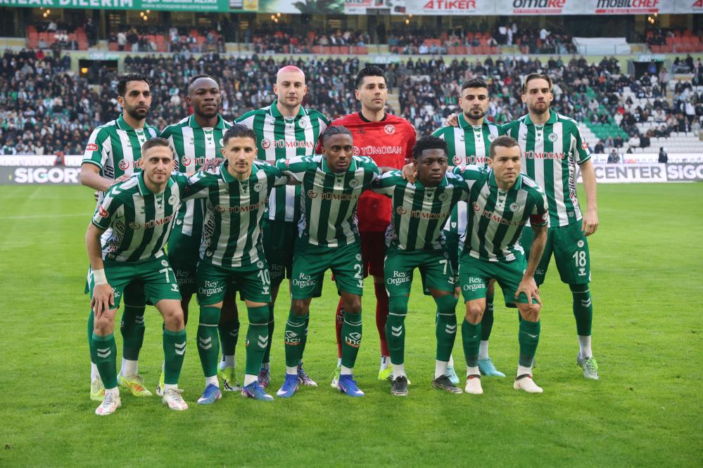 konyaspor-kadrosu.jpg