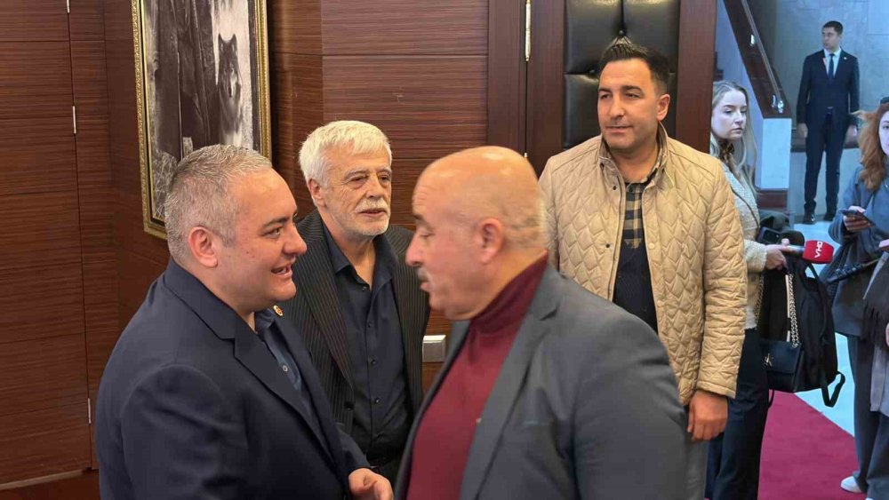 CHP'de Keçiören krizi! Mesut Özarslan’dan Özgür Özel hakkında suç duyurusu