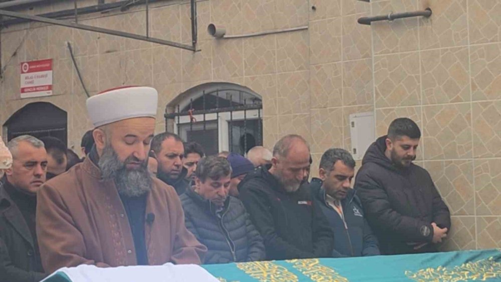 Ankara'da aile katliamı yaptı Gebze'de cenaze namazı kılındı