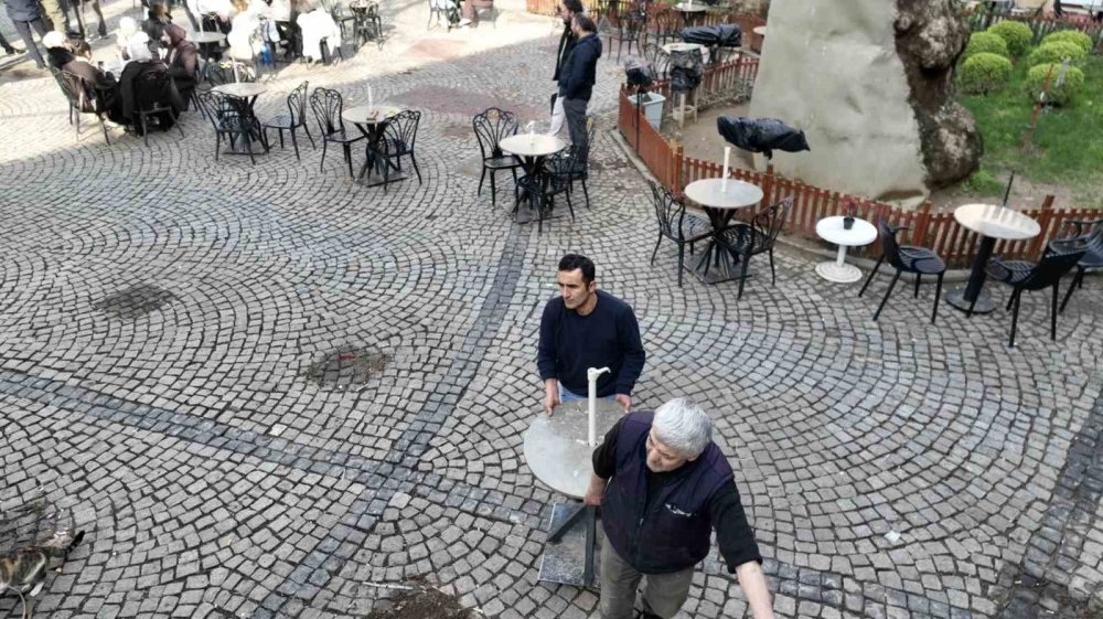 Tarihi hanlarda yeni dönem: Avlular boşaltılıyor