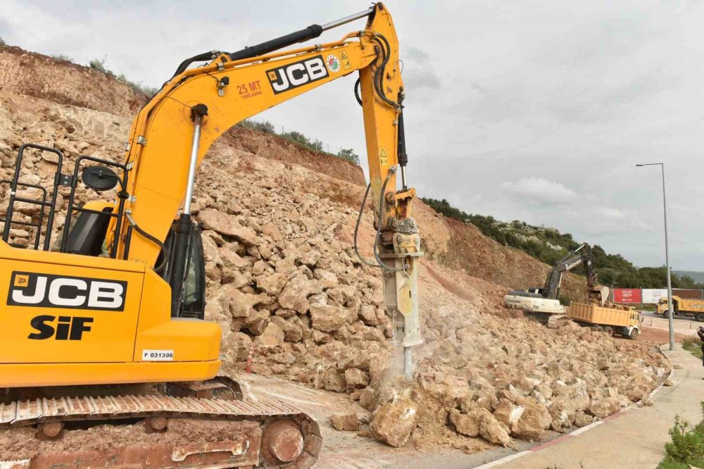 Heyelan korkulu rüya oldu! İlçede tek yükselti kalmayacak