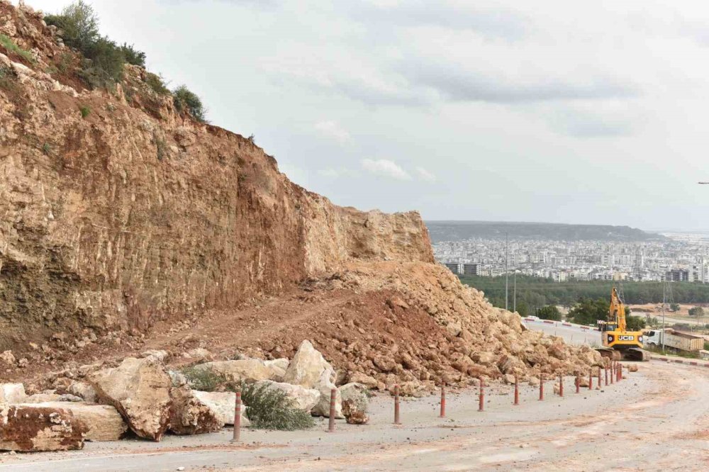 Heyelan korkulu rüya oldu! İlçede tek yükselti kalmayacak