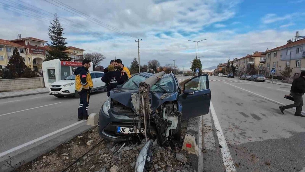 Mesaiden Çıktı, Direkle Mesaiye Kaldı