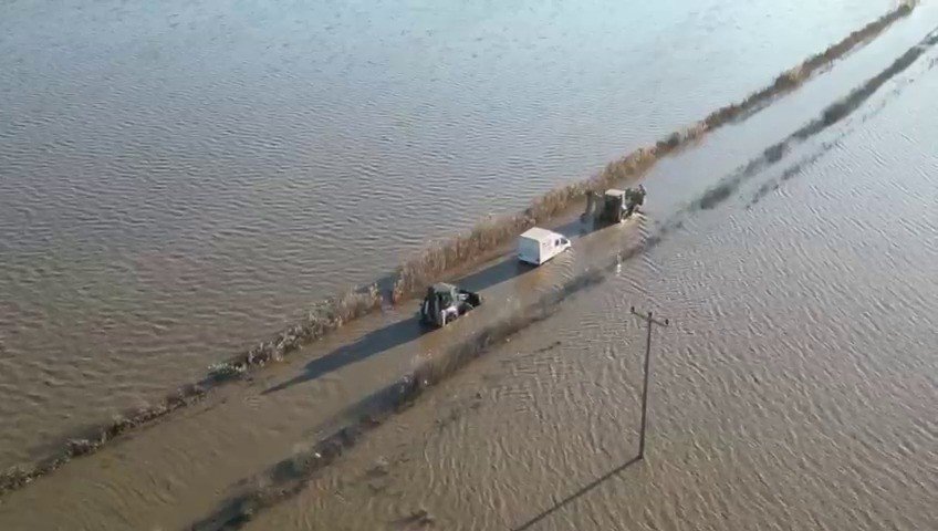 Sel sularından böyle kurtarıldılar