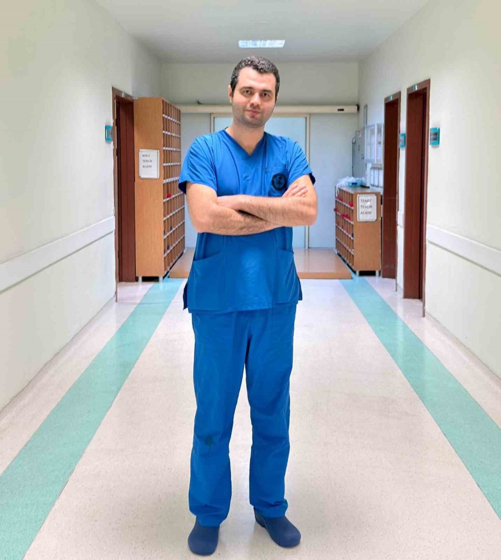 Akşehir Devlet Hastanesi’nde İzsiz Rahim Ameliyatı