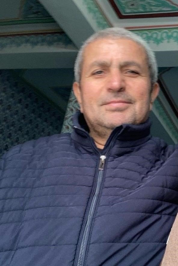 Fikri Işık’ın kuzeni Günay Işık camide geçirdiği kalp krizi sonucu hayatını kaybetti