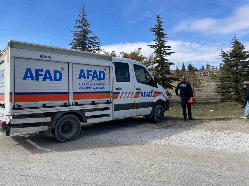 Kayacık'ta kaçak kazı! Belediye fark etti, polis harekete geçti
