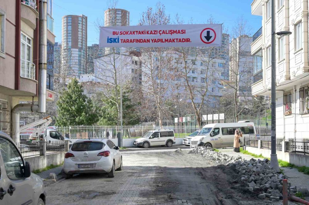 İSKİ Kazdı, Belediye Toparlıyor