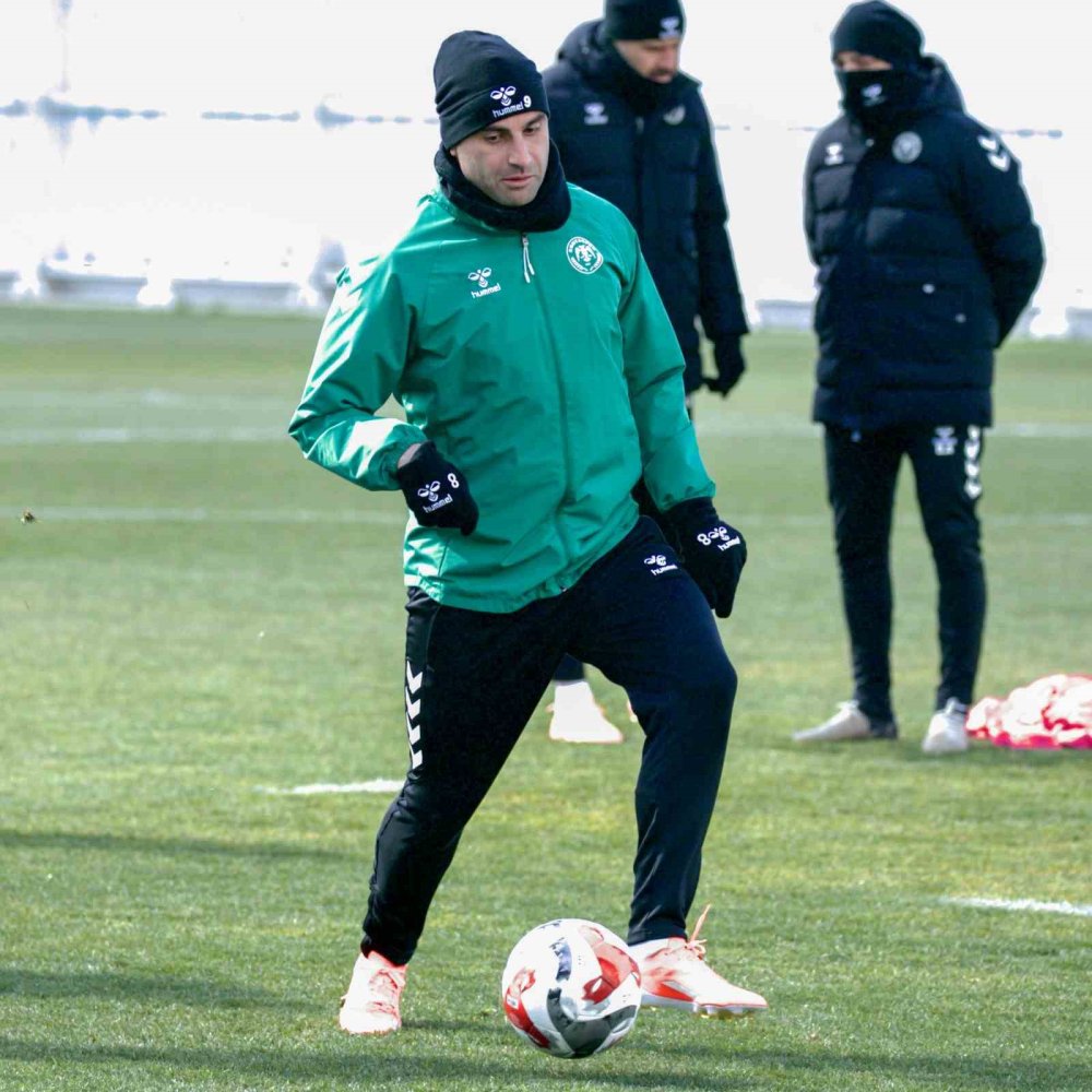 Konyaspor Başak'a hazır