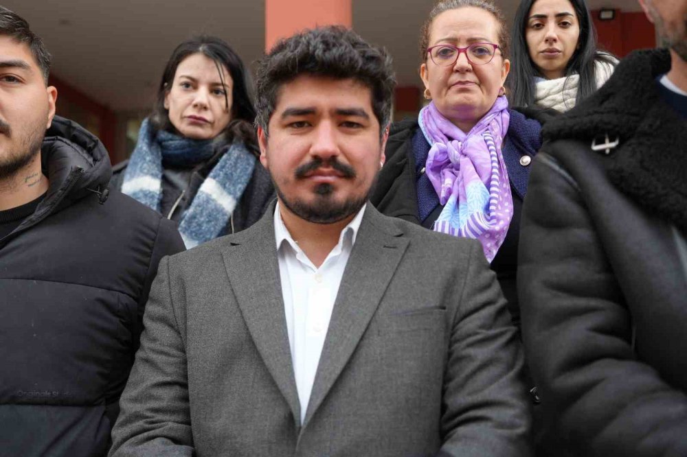 Okulda ilahi zil tepkisi yargıya taşındı