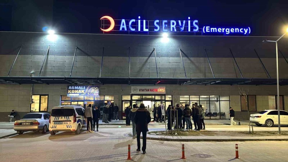 BMW'siyle yayaya çarptı