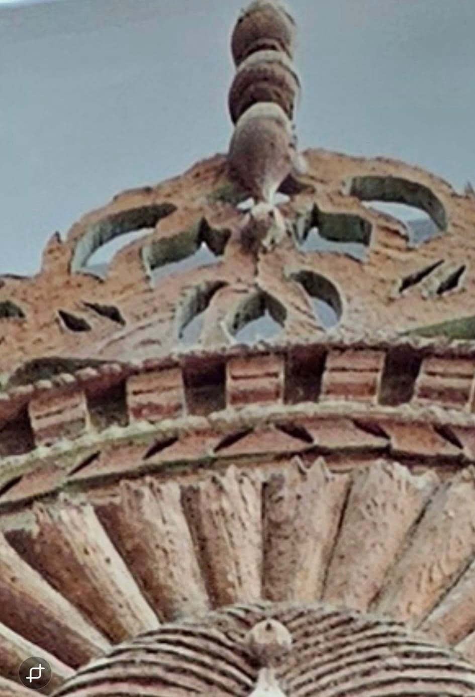 Halı dükkanında dekor olarak kullanılan tarihi mihrap Konya’nın çıktı