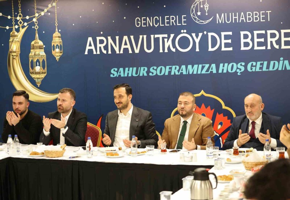 İstanbul'da herkes oradaydı! Yüzler güldü başkan Ramazan'da menemen yaptı