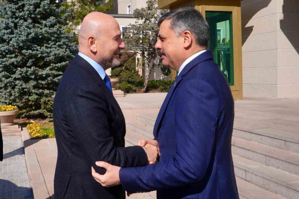 Süleyman Soylu'dan Konyalı Bakan Çiftçi'ye Ziyaret