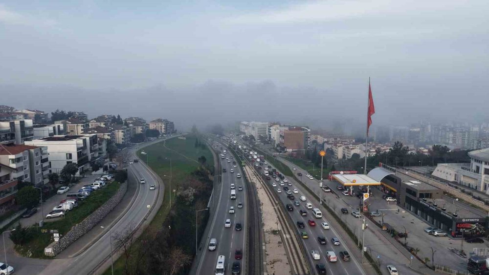 Sis koca şehri yuttu