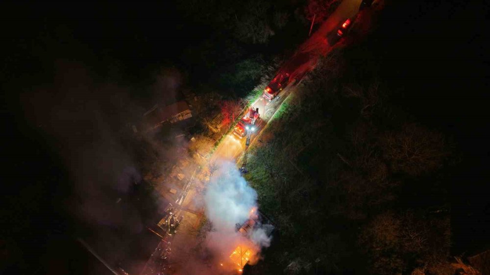 Yalnız yaşadığı evde çıkan yangında yalnız başına öldü