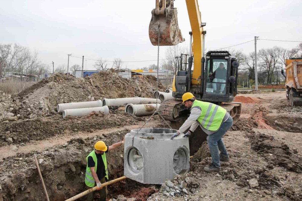 Bursa'nın sorunlu bölgesine 200 metre kanalizasyon