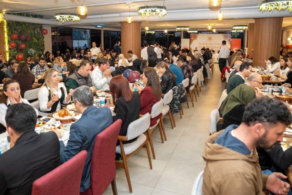 İzmir Adliyesi bu iftarda buluştu