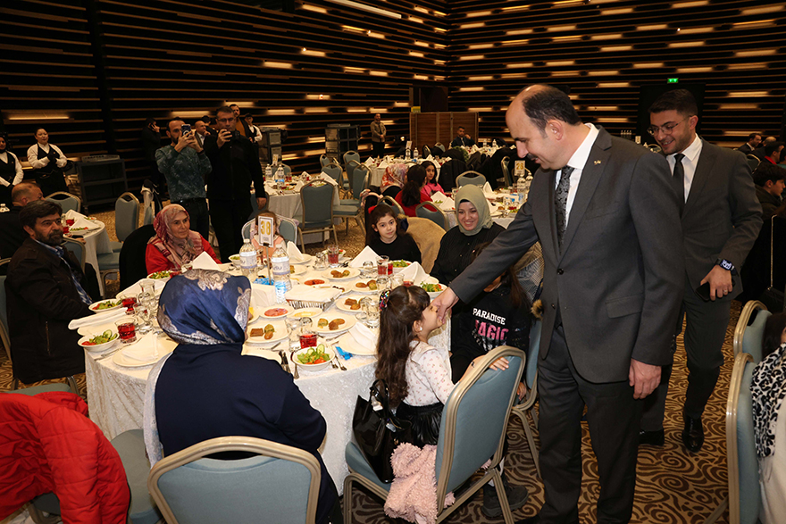 konya-yetim-iftari-8.jpg