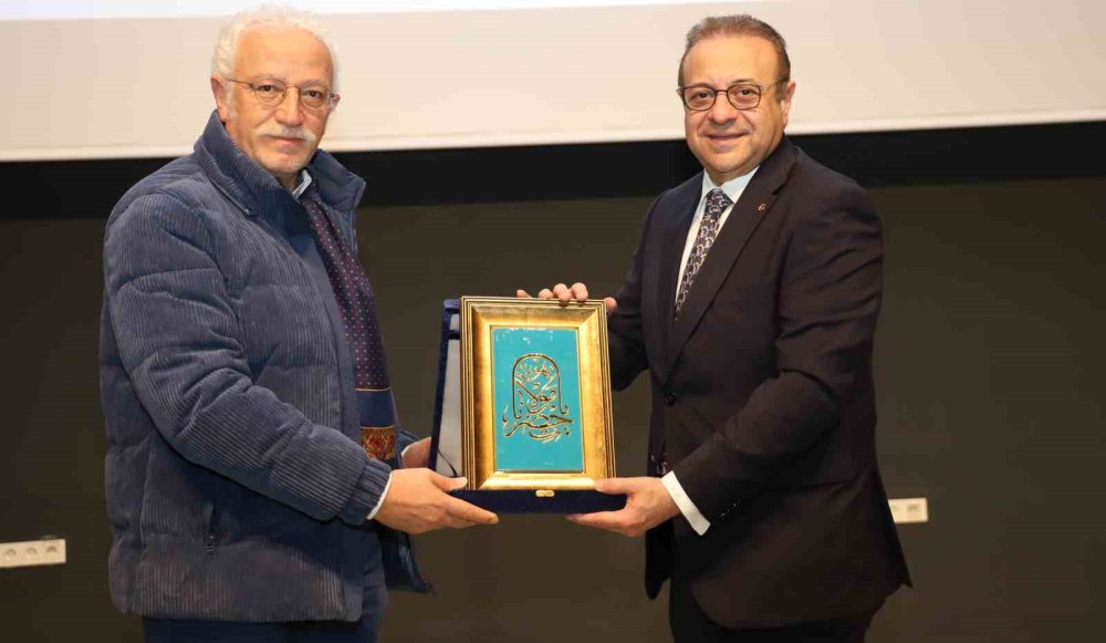 Egemen Bağış NEÜ’de: Türkiye’nin yeni dış politikasını anlattı