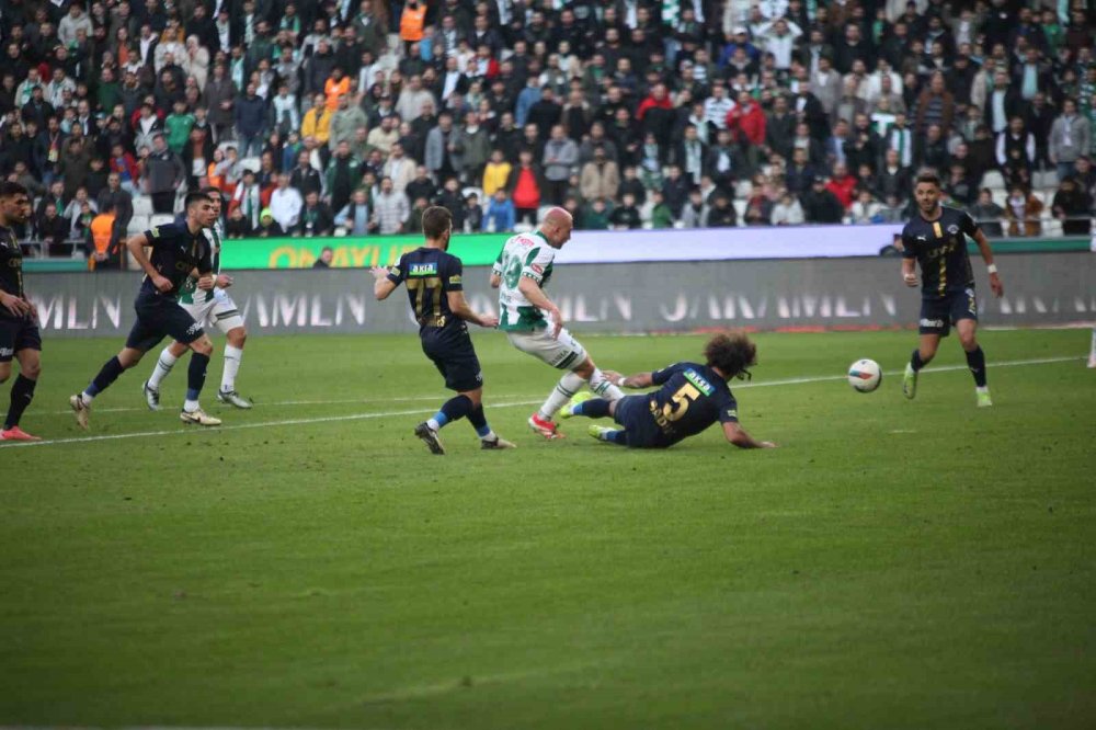 Konyaspor, Kasımpaşa'yı ağırlıyor! Rekabette 30. perde