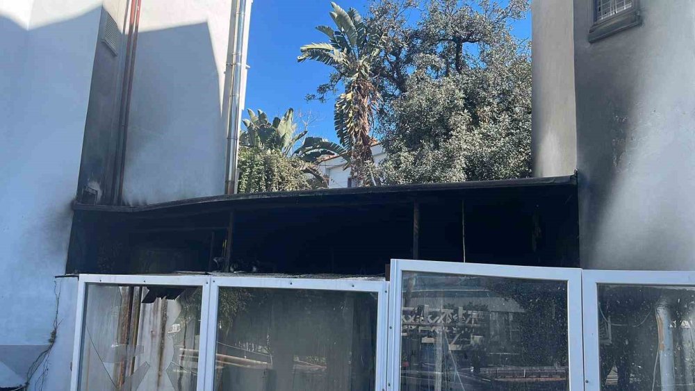 Konaklı'da otel yangını! Yeni açılmıştı