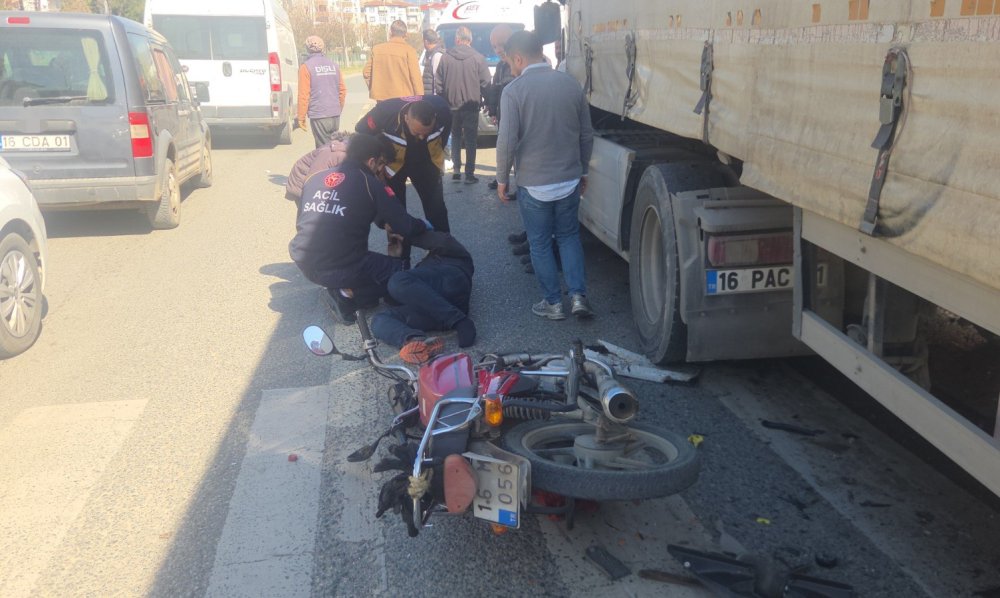 Nevşehirli kamyoncu Bursa'da zincirleme kazaya karıştı