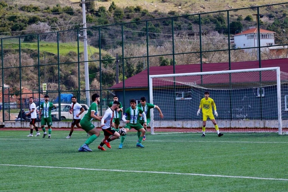 Gülümbe'ye rakip dayanmıyor! 9-2 mağlup ettiler