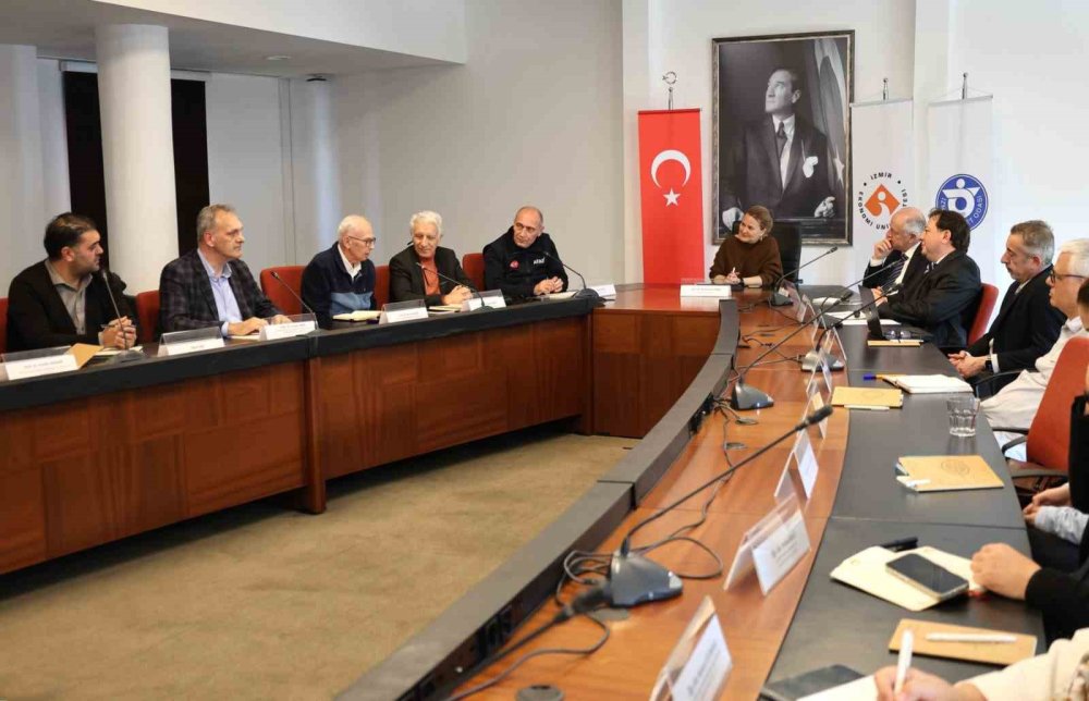 İzmir İçin Ciddi Uyarı: Depremin Şakası Yok