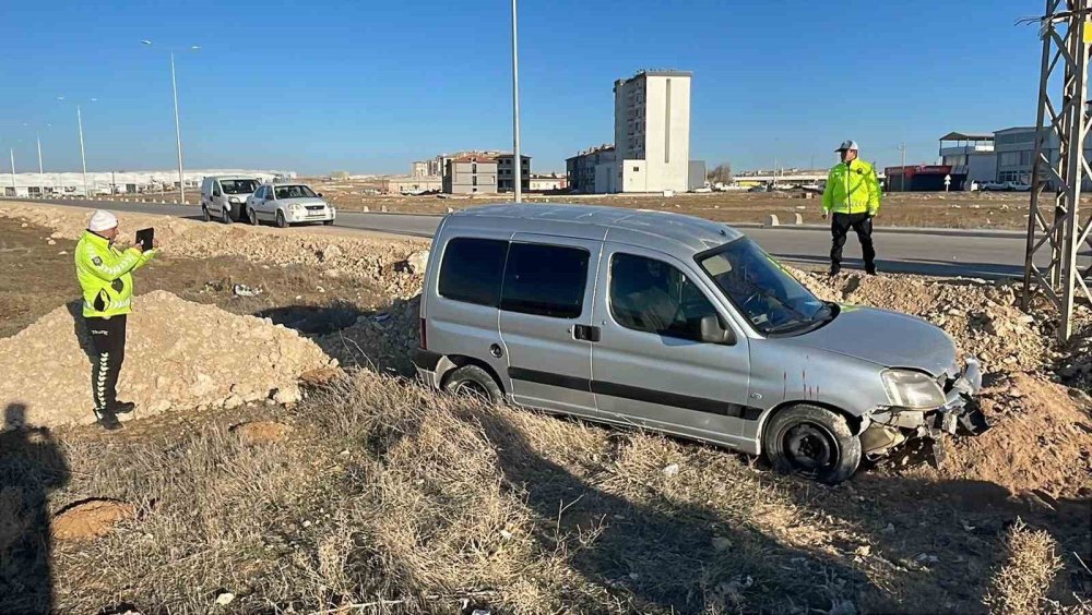 Sanayi Caddesi'nde kaza! 1 Yaralı Var