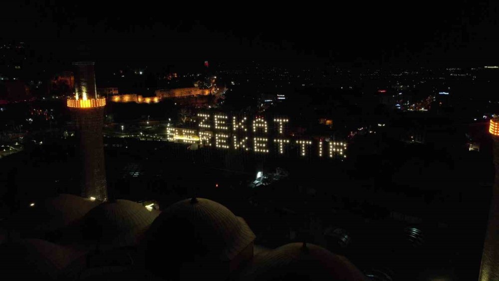 Uludağ'dan Bakan Ulucami'yi Görüyor