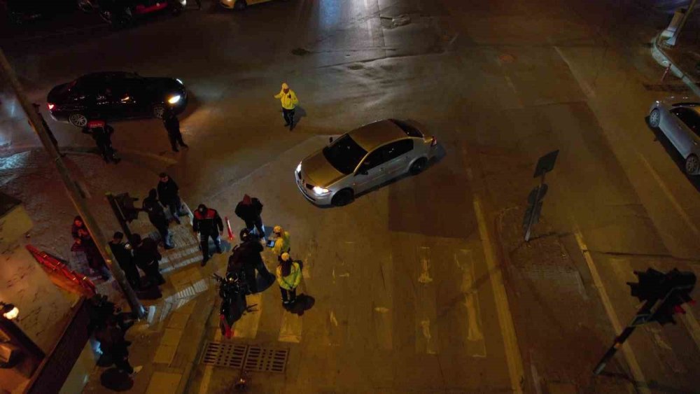 Bursa’da yer değiştiren ‘piyasacılara’ polis baskını